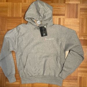 BRAND NEW NEVER WORN CHAMPION HOODIE